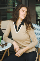 Golftini: Women's Long Sleeve V-Neck Sweater - Camel/White
