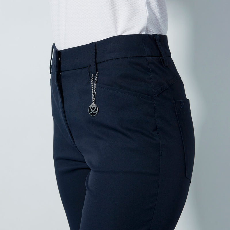 Daily Sports: Women's Lyric Ankle Pants V2 - Dark Navy