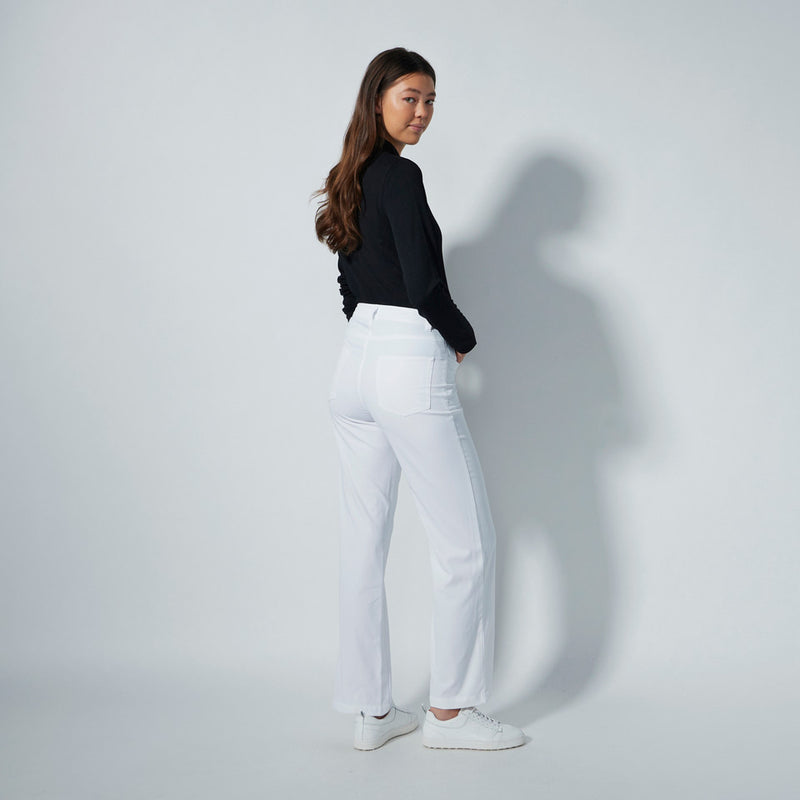 Daily Sport: Women's Trieste 32" Pants - White