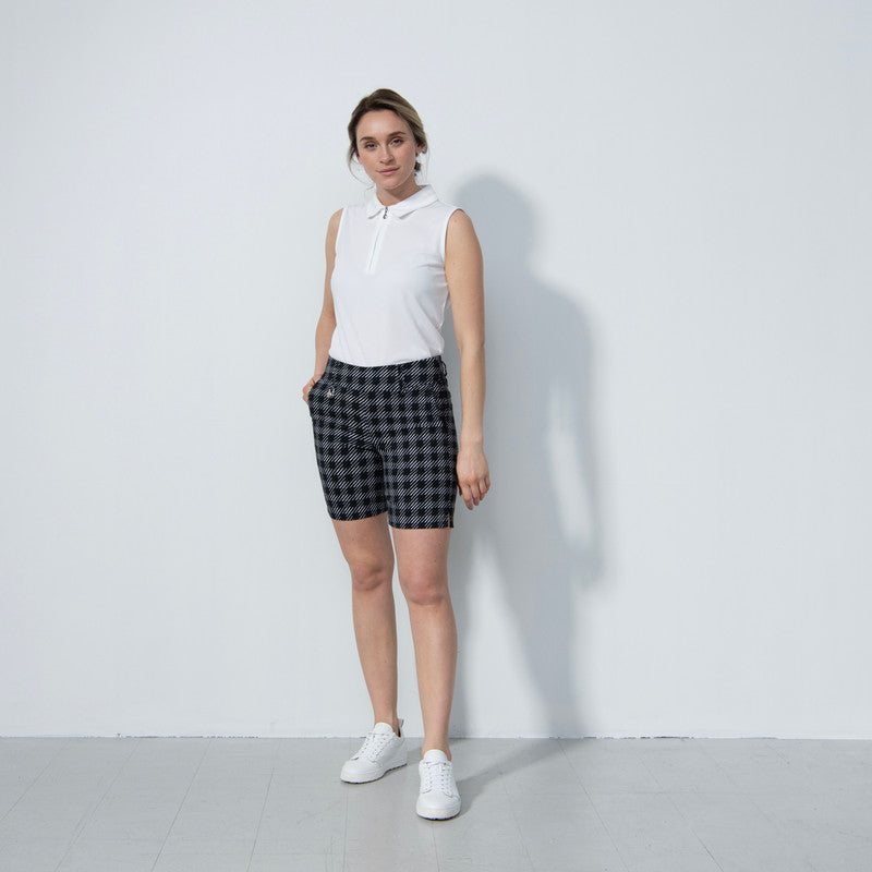 Daily Sport: Women's Barrie Magic Printed Check Shorts