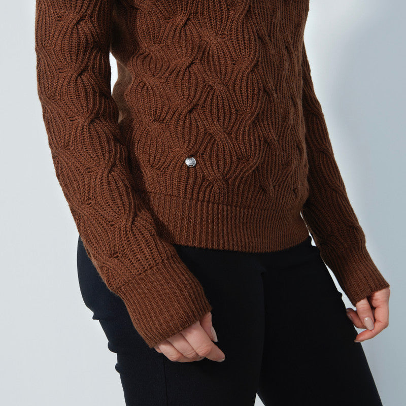 Daily Sports: Women's Ermont Pullover - Chestnut Brown