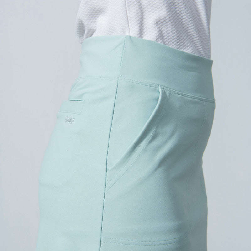 Daily Sports: Women's Genua 18" Skort - Foam Green