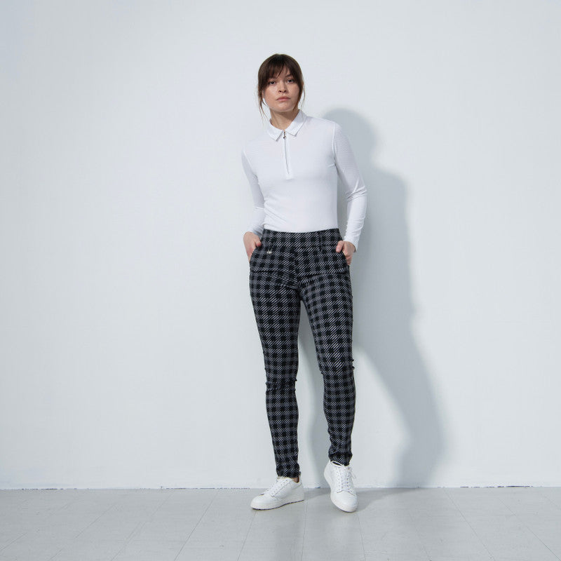 Daily Sport: Women's Barrie Magic Printed Check Pants 32"