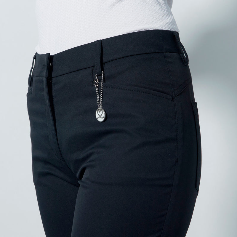 Daily Sports: Women's Lyric Pants 32" V2 - Black
