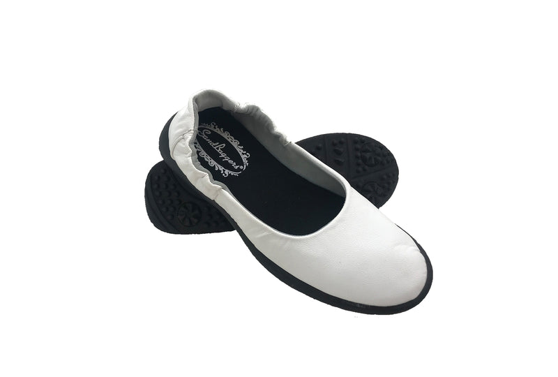 Sandbaggers: Women's Golf Shoes - Lyn Ballet White