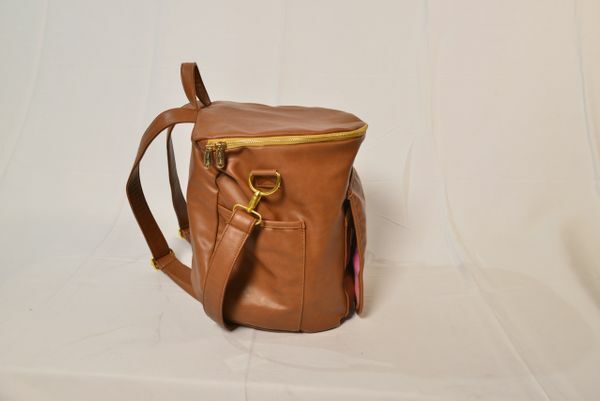 Sassy Caddy: Ladies Back Pack - Honey Brown Leather