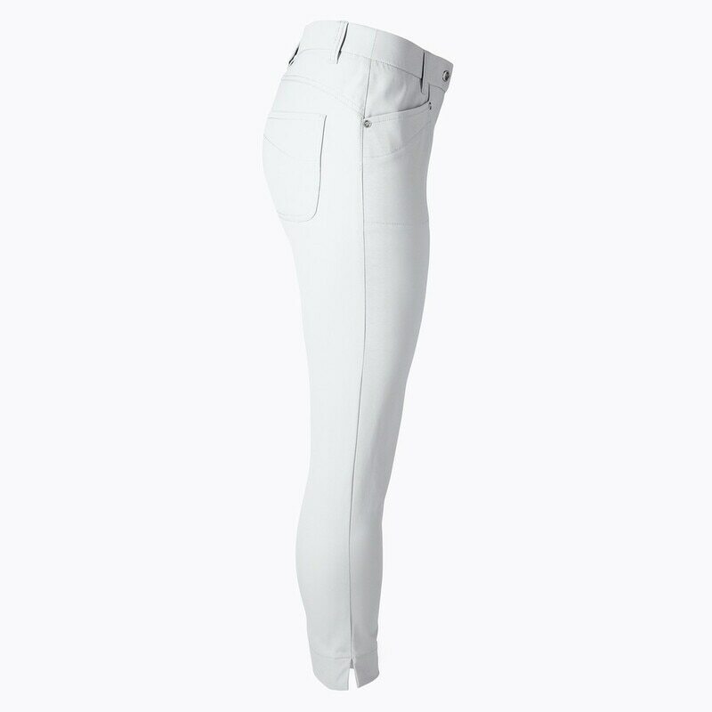 Daily Sports: Women's Lyric High Water Ankle Pants - White